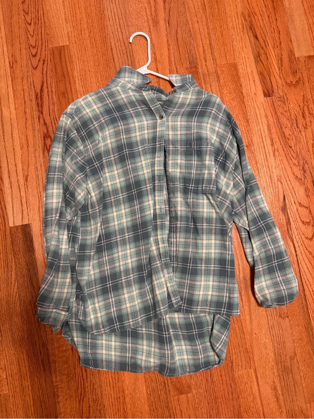 SO Women's Teal and Cream Plaid Button-Up Shirt